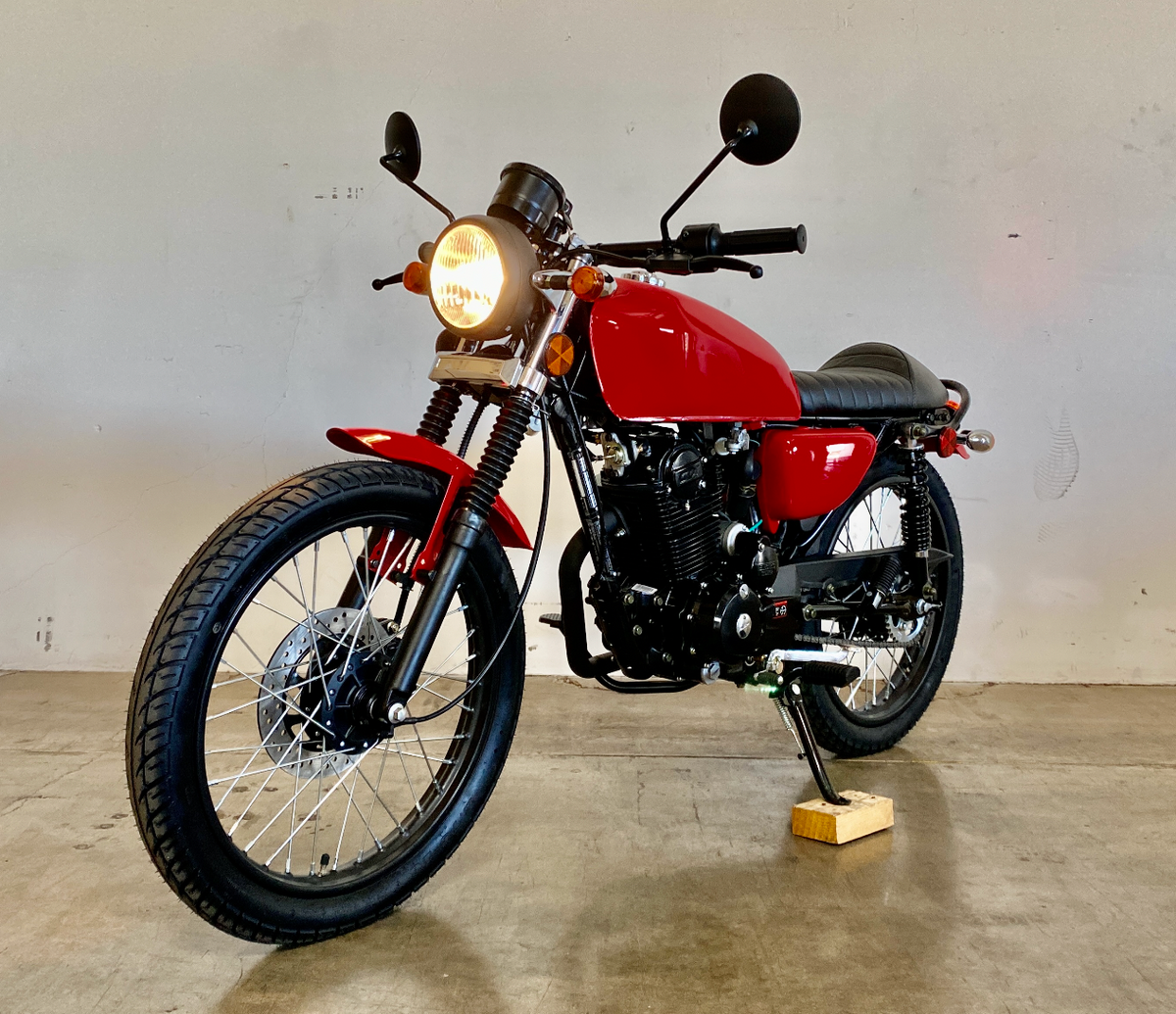 Discontinued 250cc Motorcycles - Hanoi Motorbike Rental